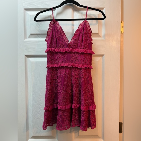 Lovers & Friends Pink Lace Mini - Picture 2 of 3